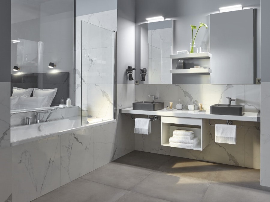 Dormitorio con baño